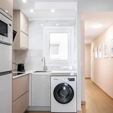 Apartman En El Centro A 7 Min Del Mar *